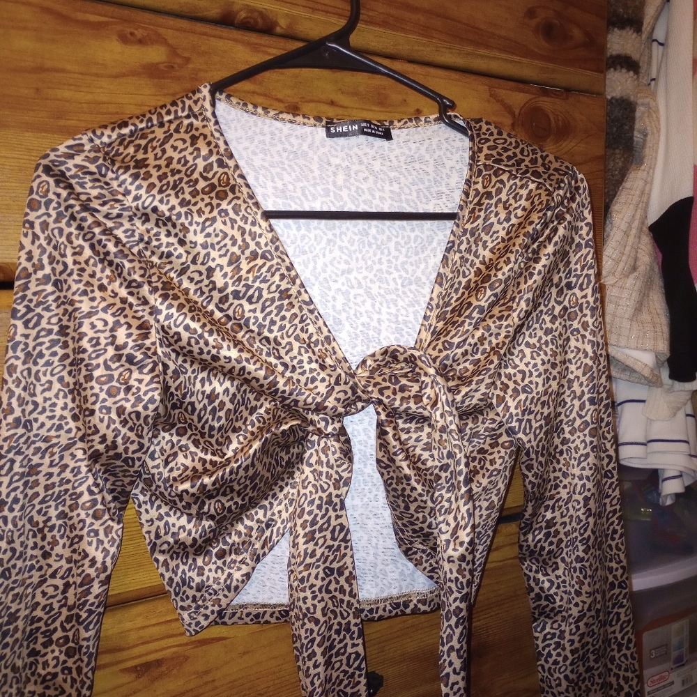 Cheetah Tie Longsleeve